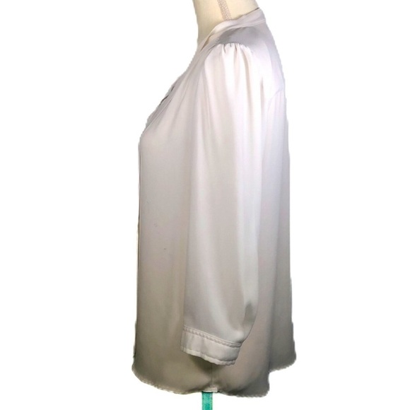 LOFT (S) Long sleeve button down blouse - Picture 3 of 9